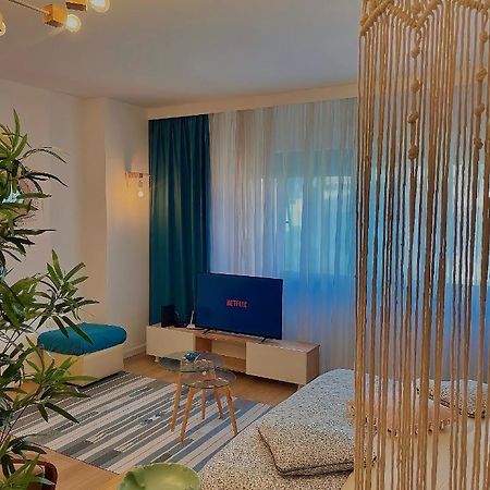 Studio Flat In The City Center Tiranë Luaran gambar