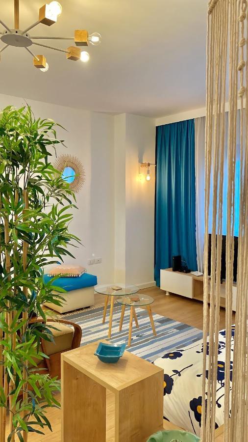 Studio Flat In The City Center Tiranë Luaran gambar